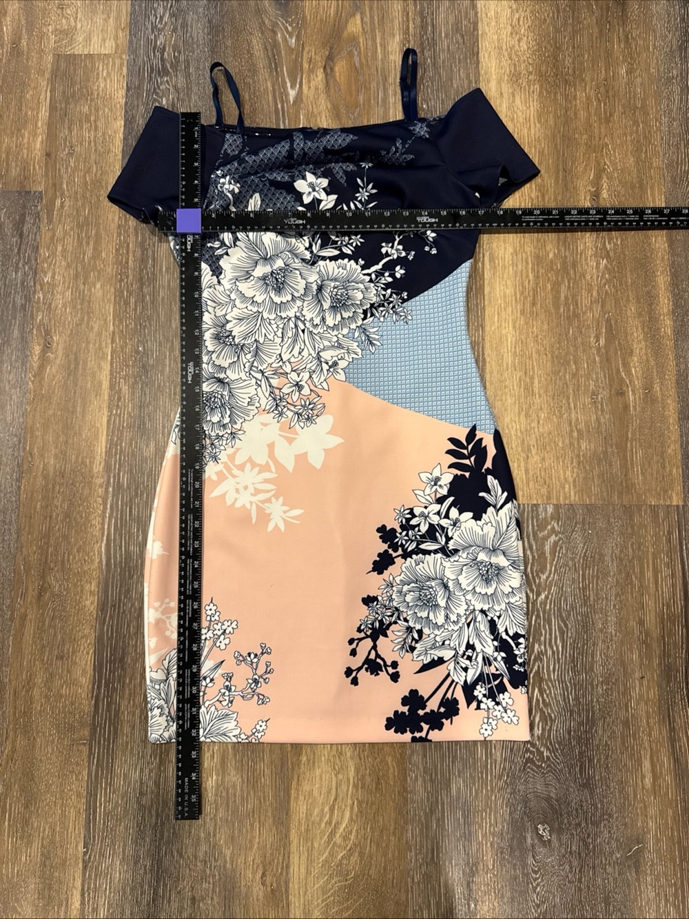Guess Off-the-Shoulder Floral Panel Mini Dress in Navy and Cream - Picture 3 of 15